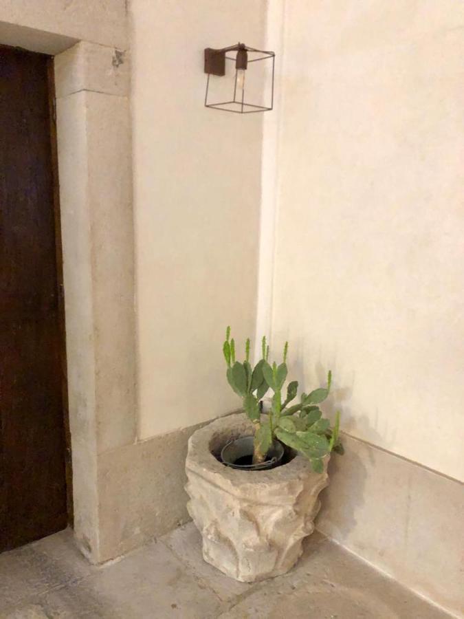 Palazzo Romanelli B&B Trani Exterior foto