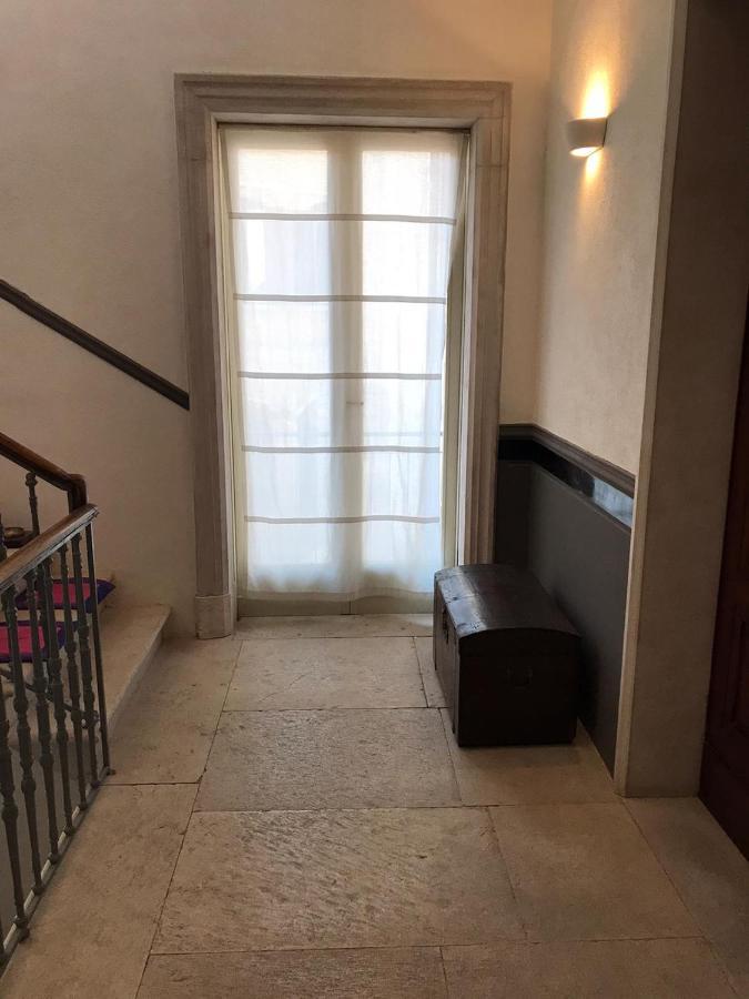 Palazzo Romanelli B&B Trani Exterior foto